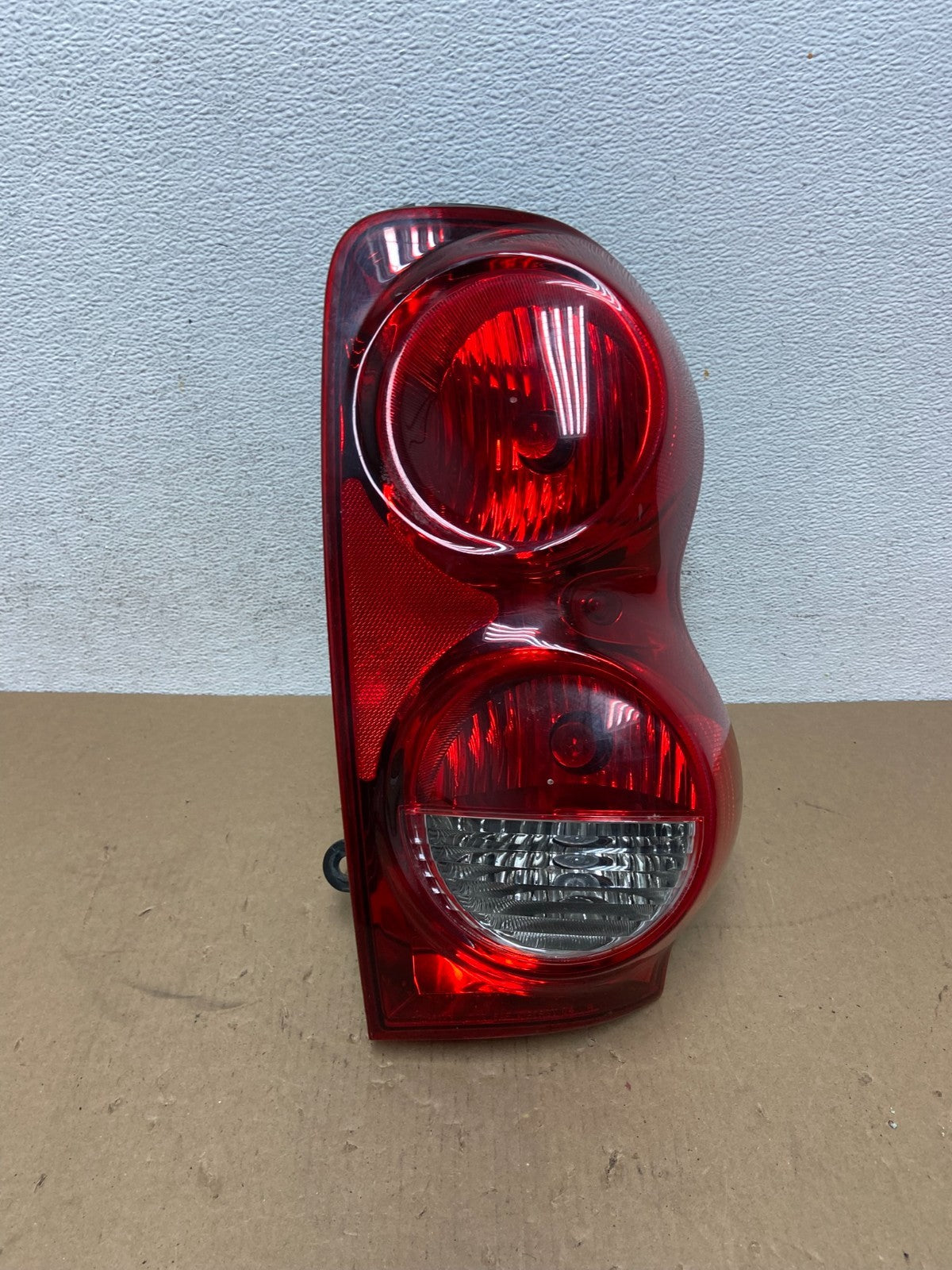 2004-2009 Dodge Durango Tail Light Right Passenger RH Side AD6486 DW0