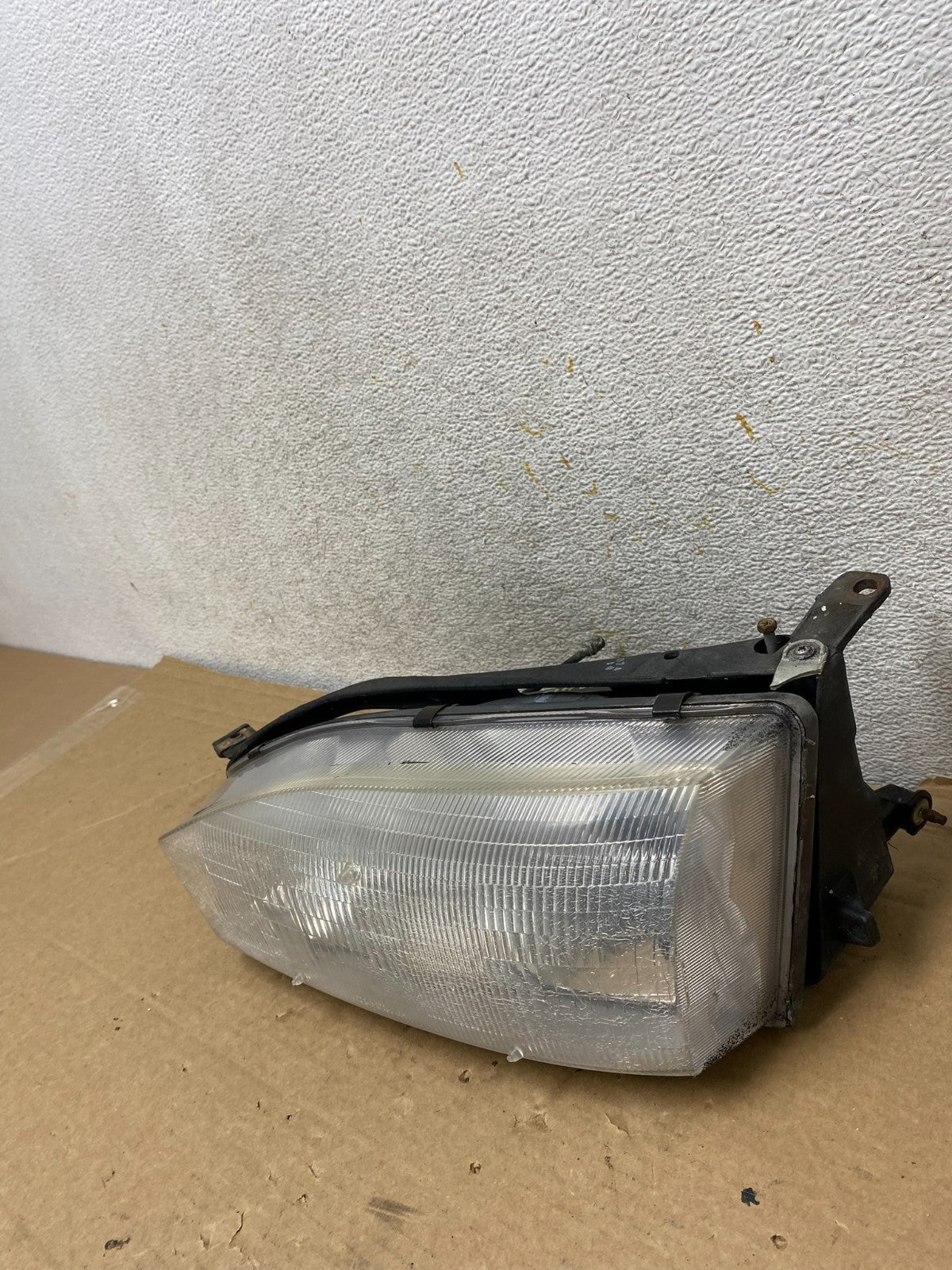 1992 1993 1994 Toyota Camry Left Driver LH Halogen Headlight AH8266 DW1