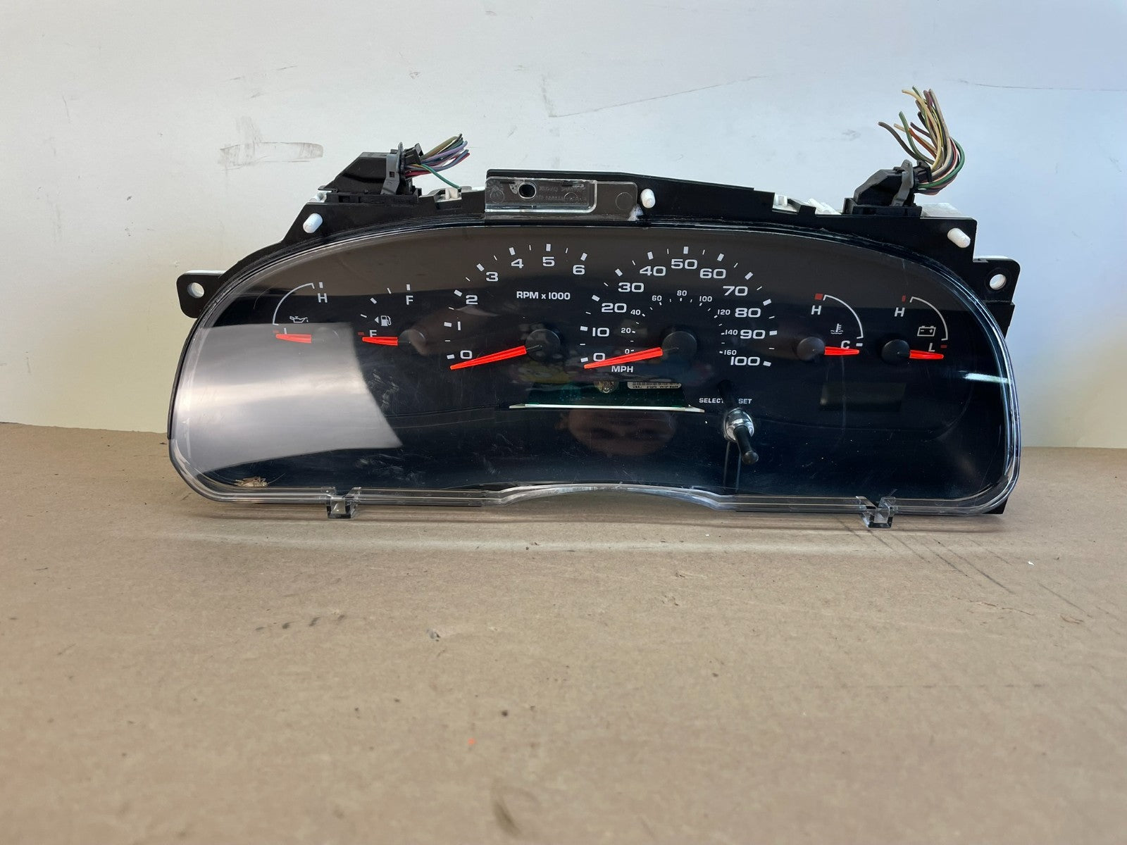 2006 Ford E350 Gauge Speedometer Cluster AG1034 DG0