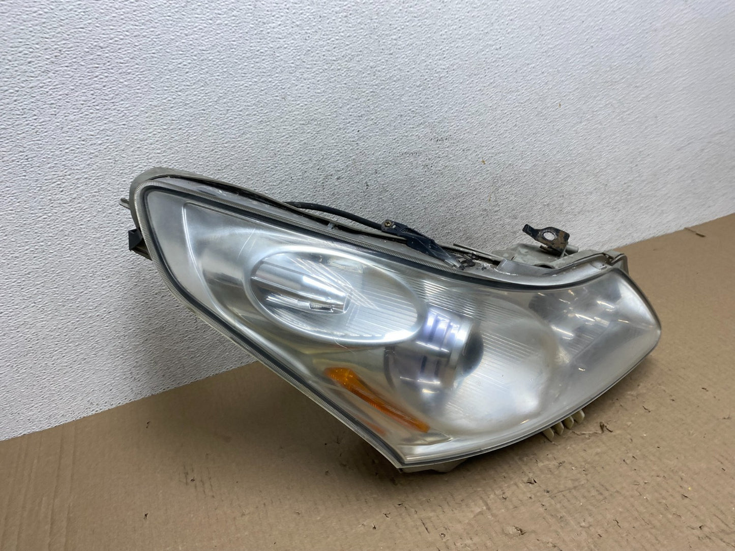2007-2009 Infiniti G35 G37 Right Passenger Hid Xenon Headlight Sedan AE9693 DW2