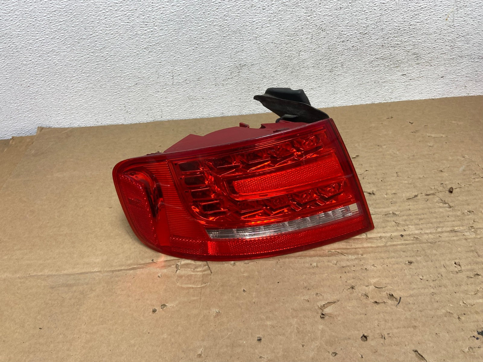 2009 - 2012 Audi A4 Sedan Left Driver Side LED Lh Tail Light AD4099 LK0