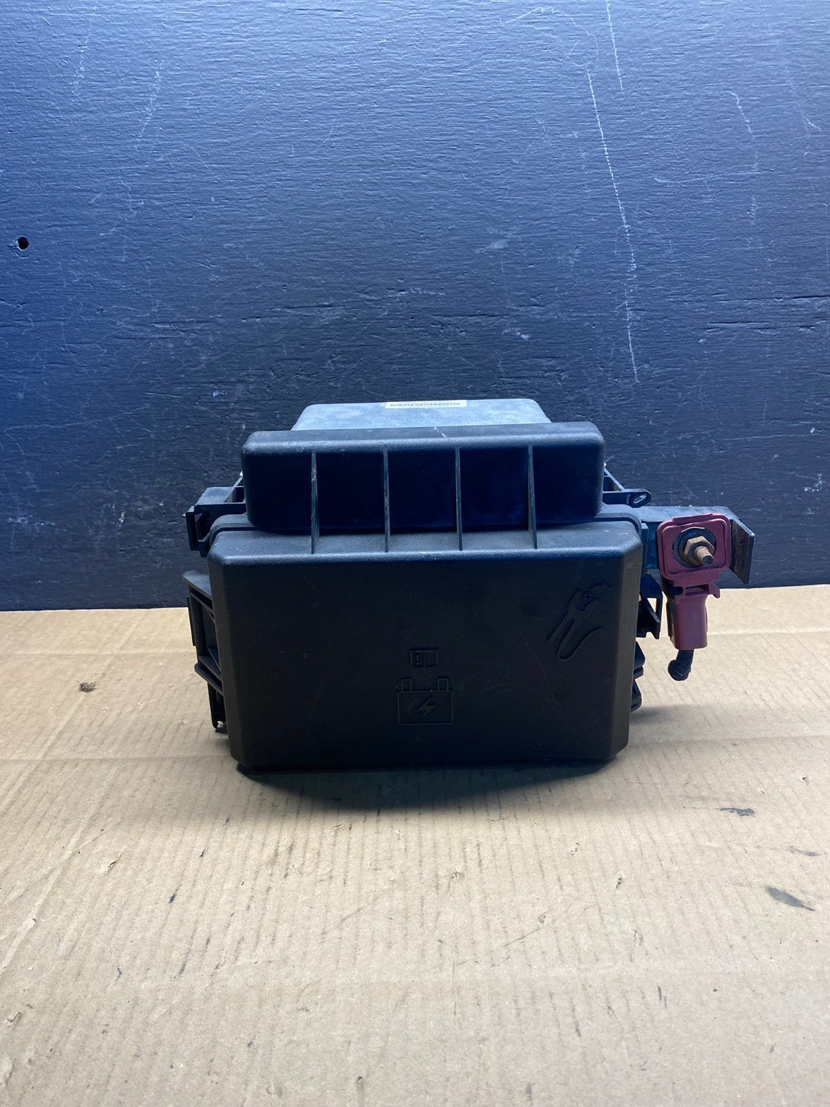 2005 Chrysler 300 Charger Totally Integrated Module Fuse Box AD5048 DG4