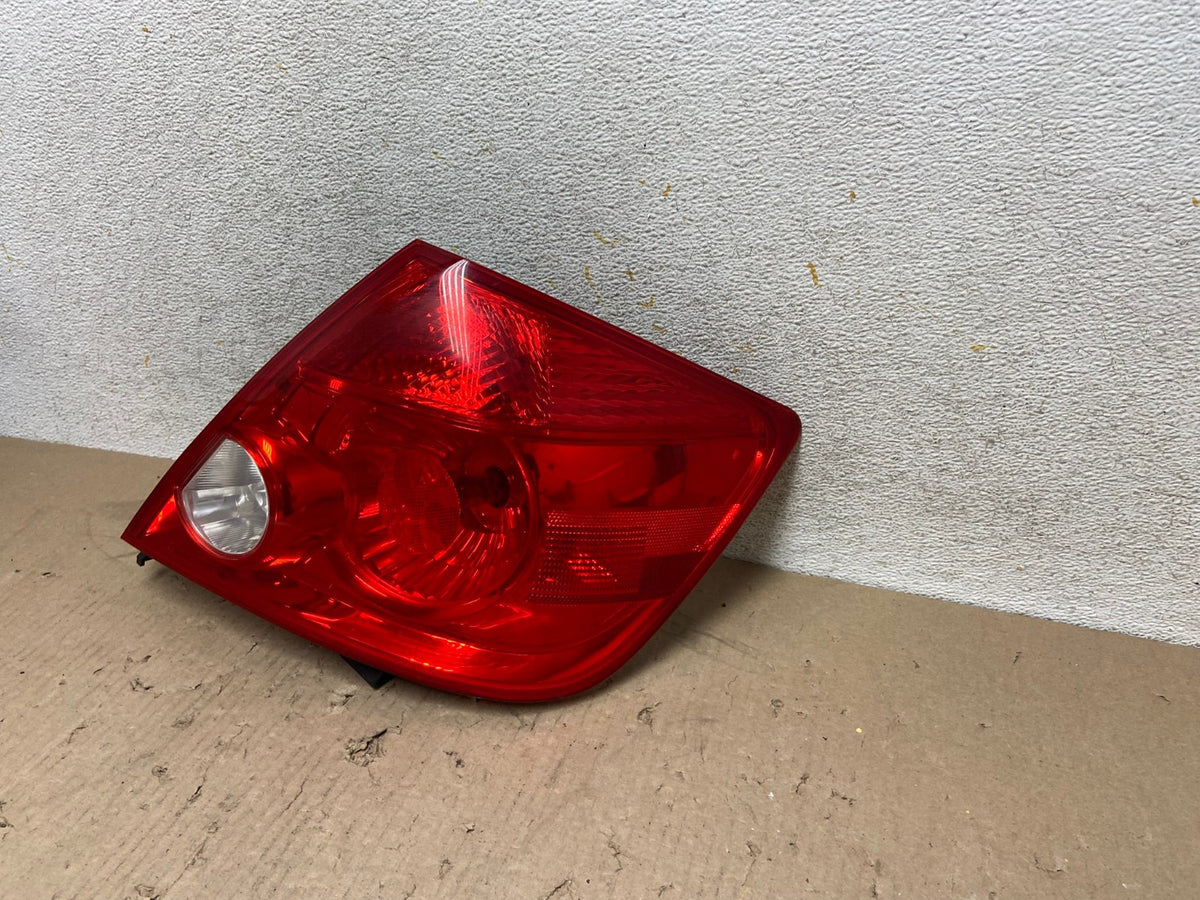 2005 2006 2007 Scion TC Tail Light Right Passenger Rh Side AH7666 LK2