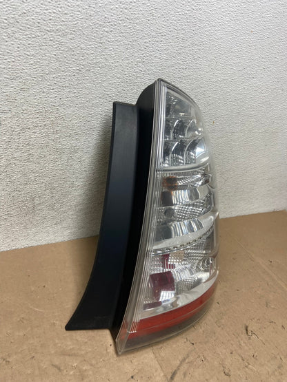 2006 to 2009 Toyota Prius Tail Light Right Passenger Side AG5399 LK2