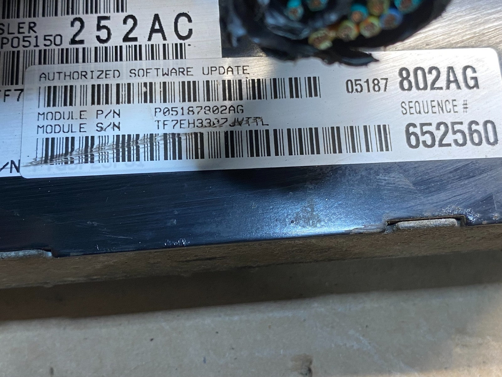 2008 Chrysler Caravan Town & Country 3.8L Engine Control p05187802ag ae0067 DG2