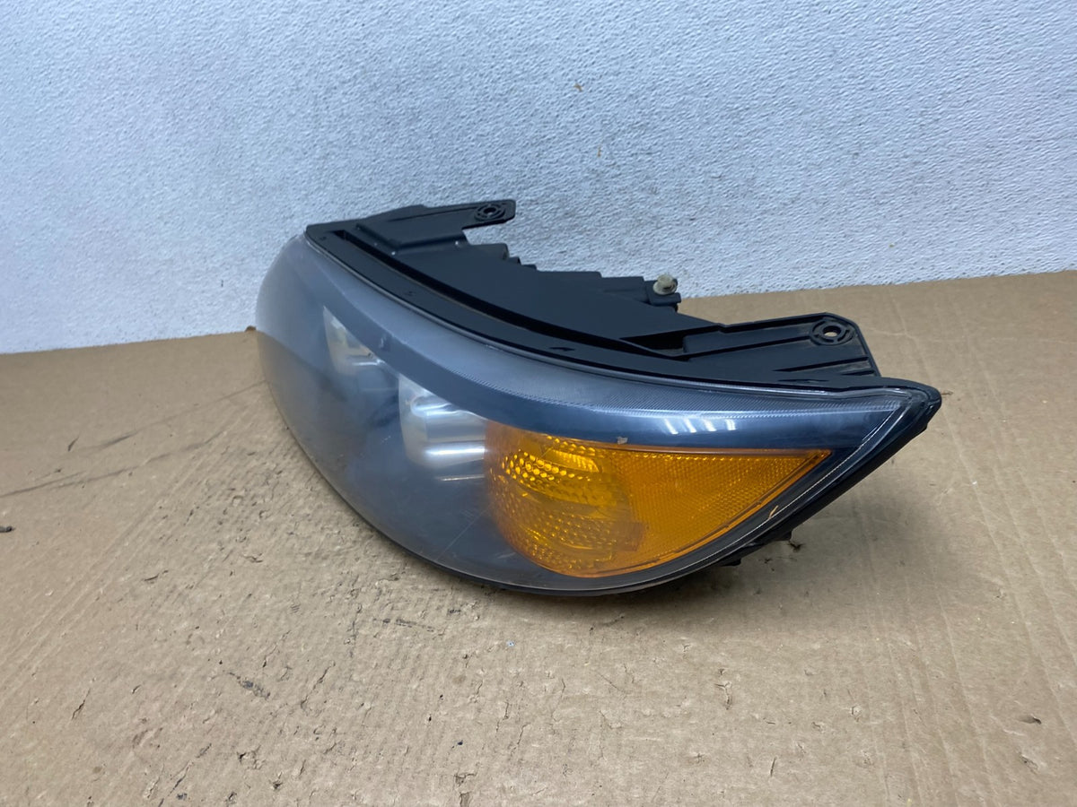 2011 to 2013 Kia Sorento Left Driver LH Side Headlight Halogen AG1171 DW1