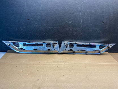 2013 to 2016 GMC Acadia Front Bumper Left+Right Set Grille Cover AE4593 DG2