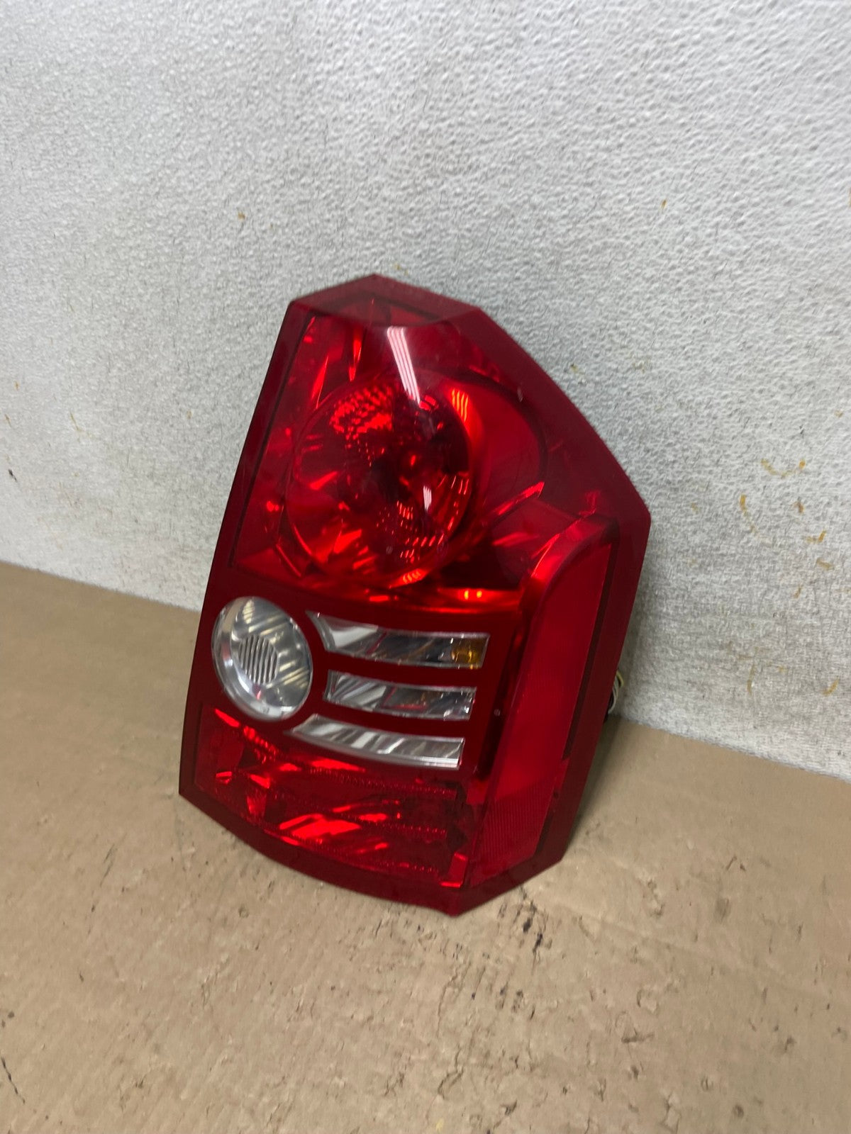 2008 2009 2010 Chrysler 300 Right Passenger RH Side Tail Light AI2384 LK1