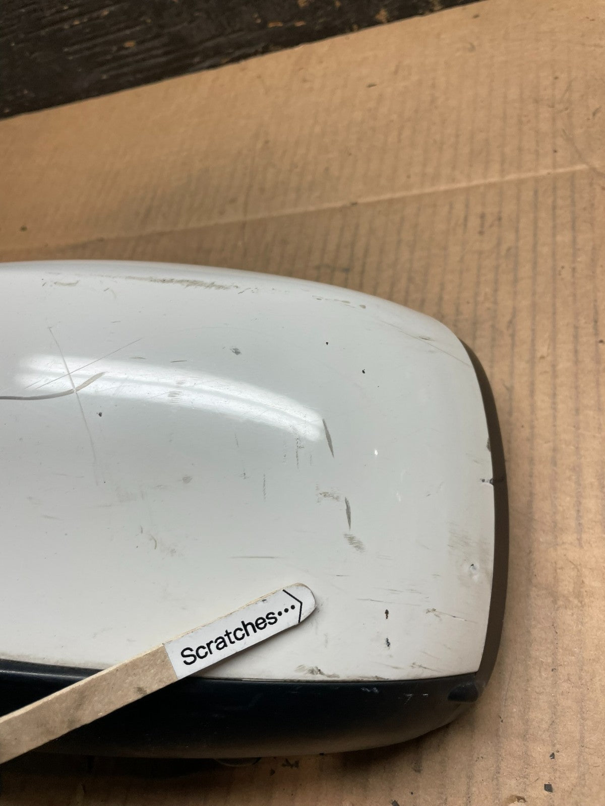 2009 to 2014 Volkswagen Routan Left Driver LH View Door Mirror Y1668 MS8