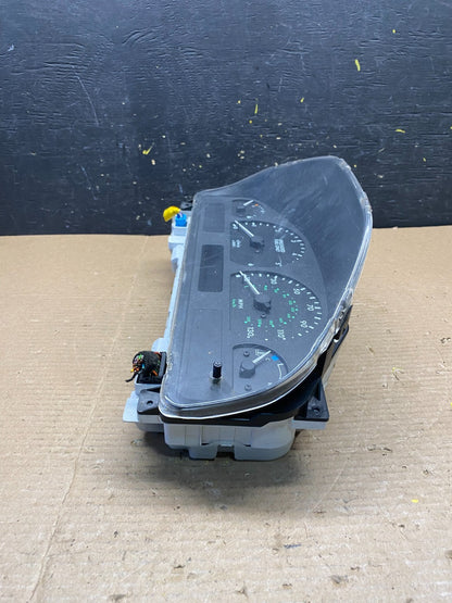 1997 1998 Land Rover Range Rover Speedometer Cluster Gauge Oem Q9659 DG3