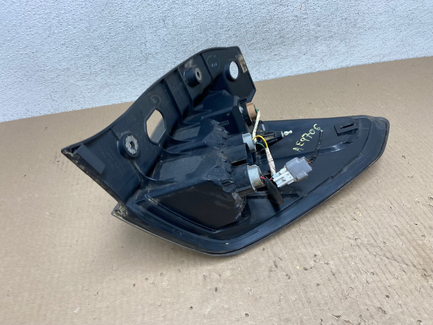 2009 - 2013 Subaru Forester Left Driver Lh Side Tail Light AE9706 LK5