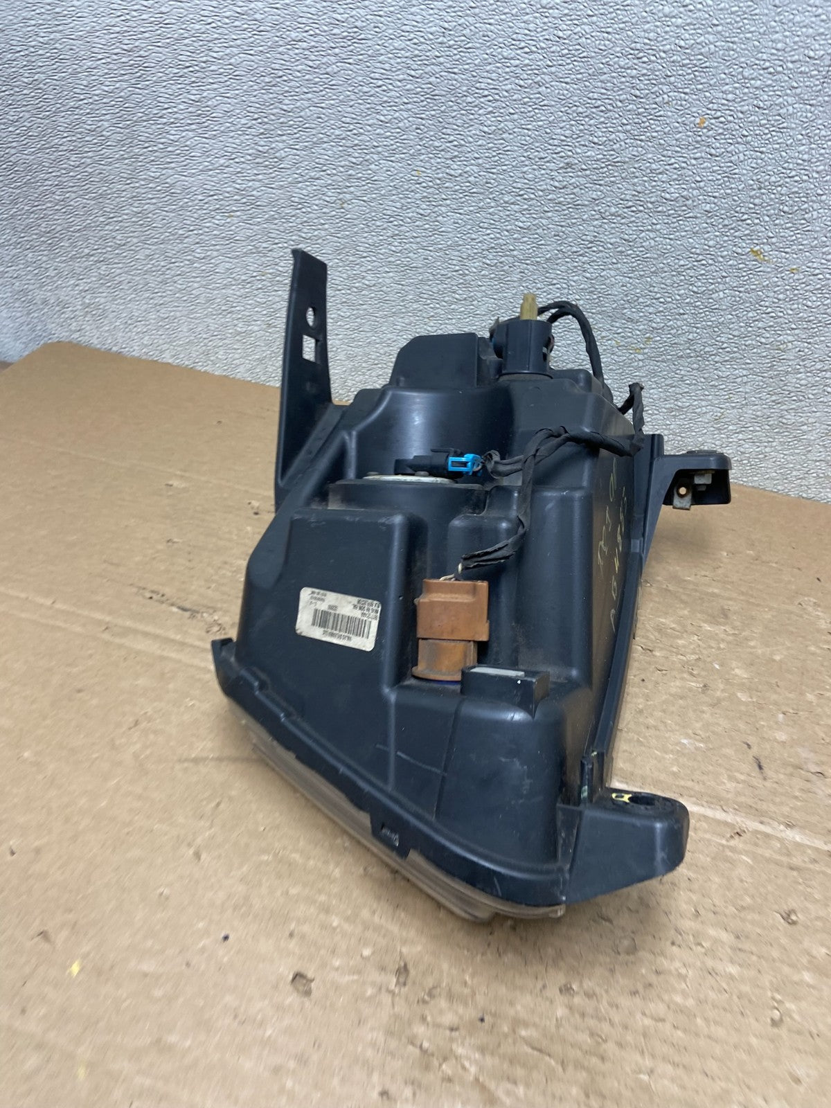 2011-2013 Jeep Grand Cherokee Right Passenger Halogen Headlight AB4883 DW8