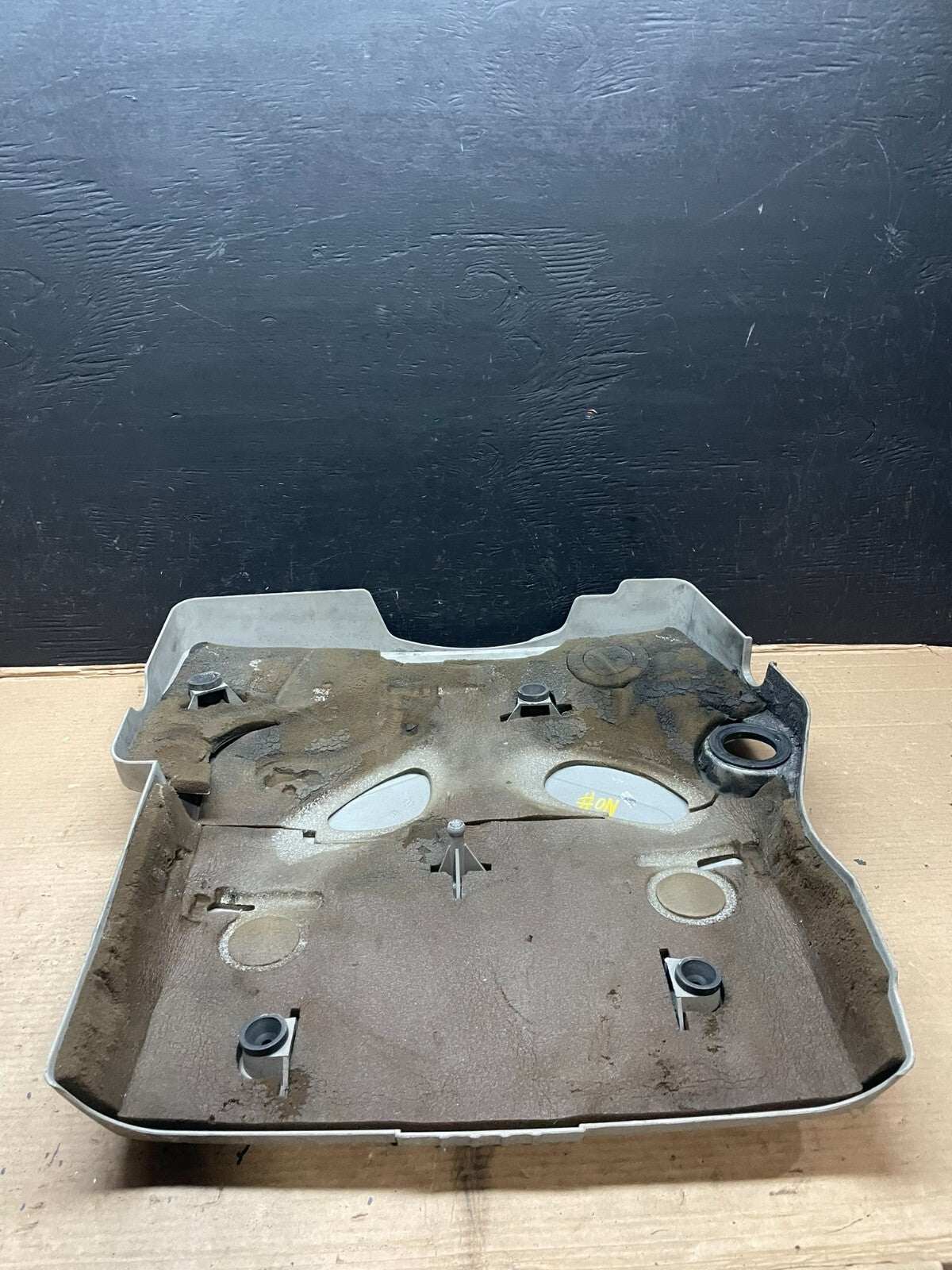 2004 to 2007 Cadillac CTS 3.6L Plastic Engine Cover Shield E8061 PS5