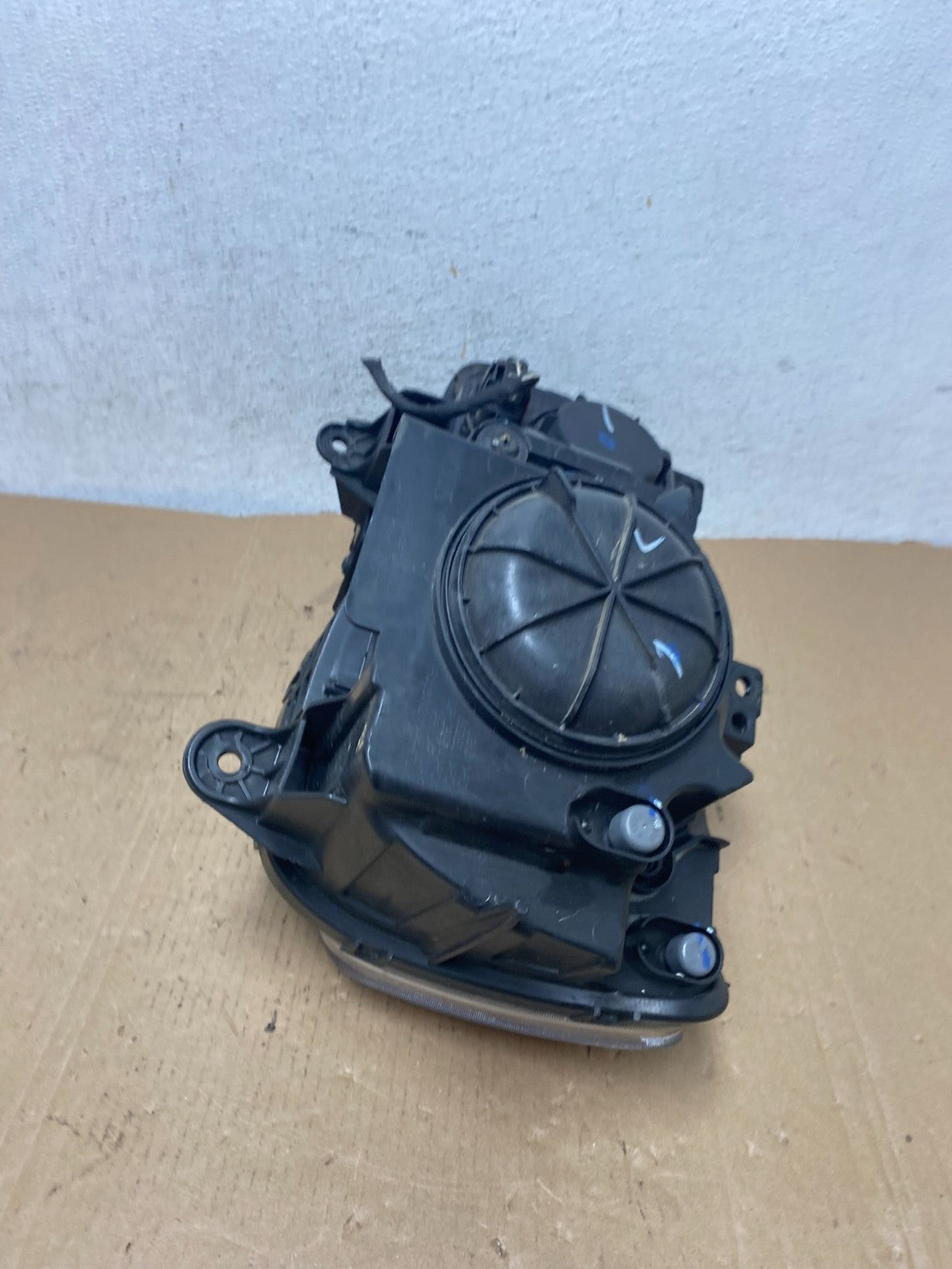 2011 to 2014 Chrysler 300 Right Passenger RH Halogen Headlight AD8006 DW6
