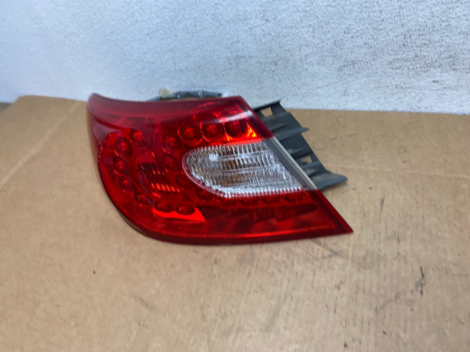 2011 2012 2013 Infiniti M37 M56 Left Driver LH Side Tail Light AD6109 LK1