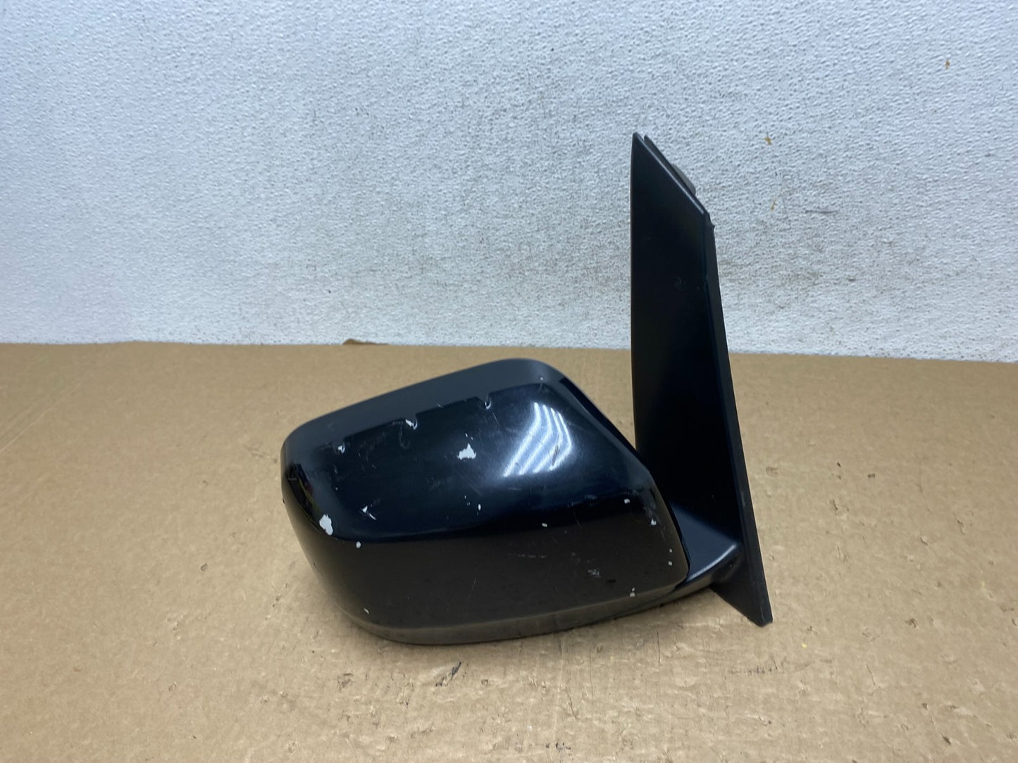 2011 to 2013 Honda Odyssey Right Passenger Door Mirrorr AF7981 DW0