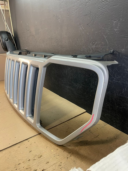 2008 2009 2010 2011 2012 Jeep Liberty Front Upper Grill Grille AD5736 DG1