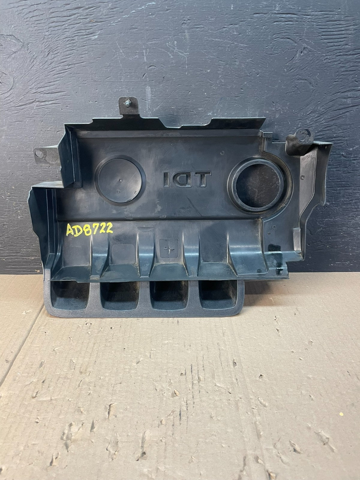 2005 to 2006 Volkswagen Jetta TDI Engine Cover AD87223