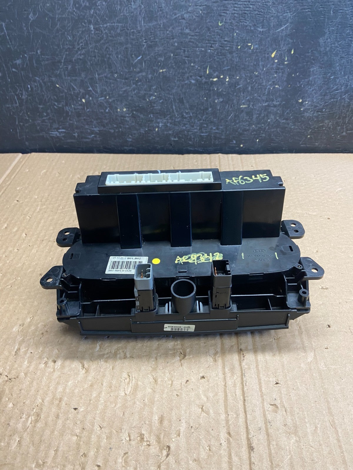 2006 - 2012 Kia Sedona AC Temperature Climate Control Switch AF6345 DG5