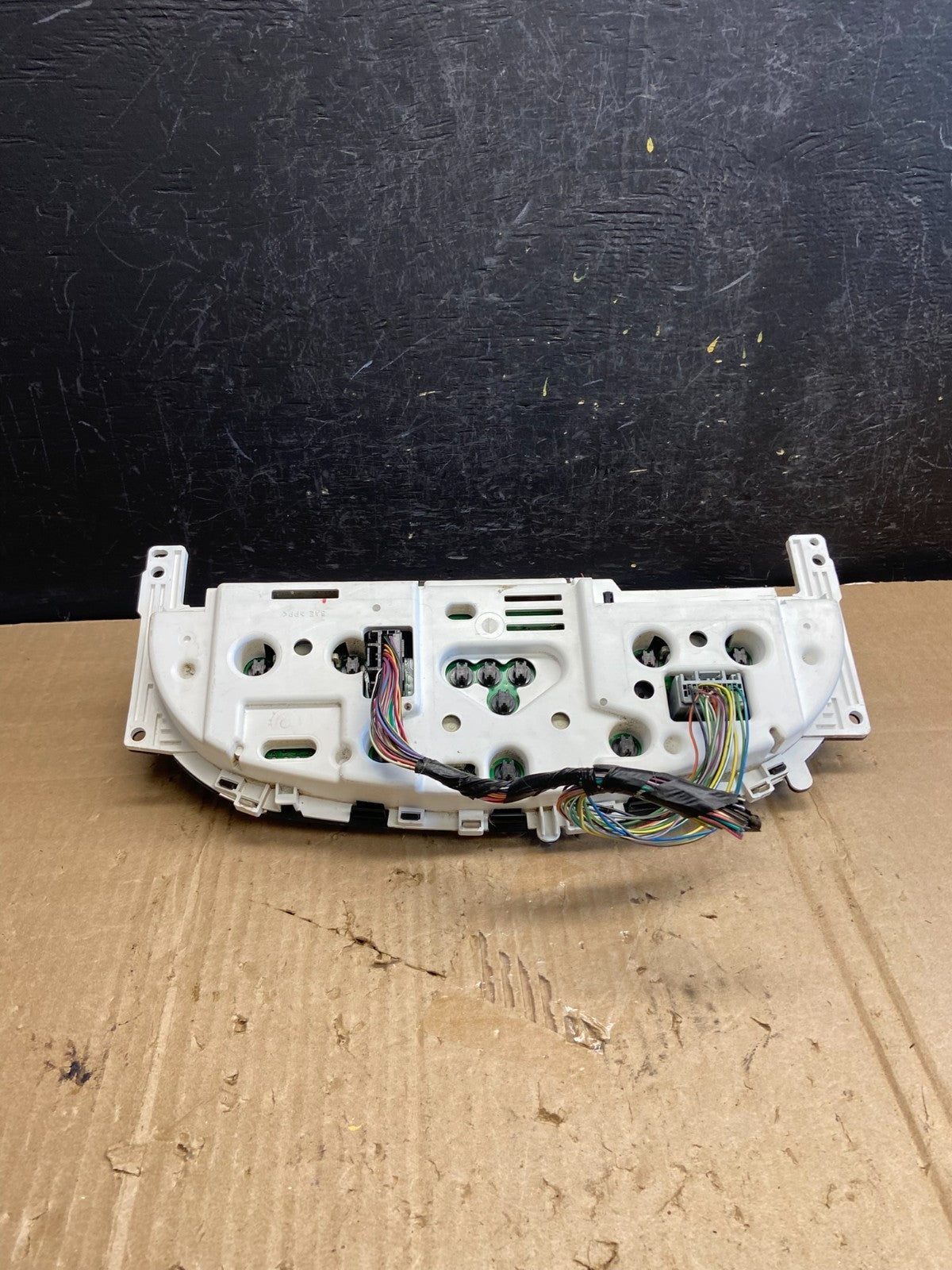 2010 2011 Ford Ranger Gauge Speedometer Cluster AE18755