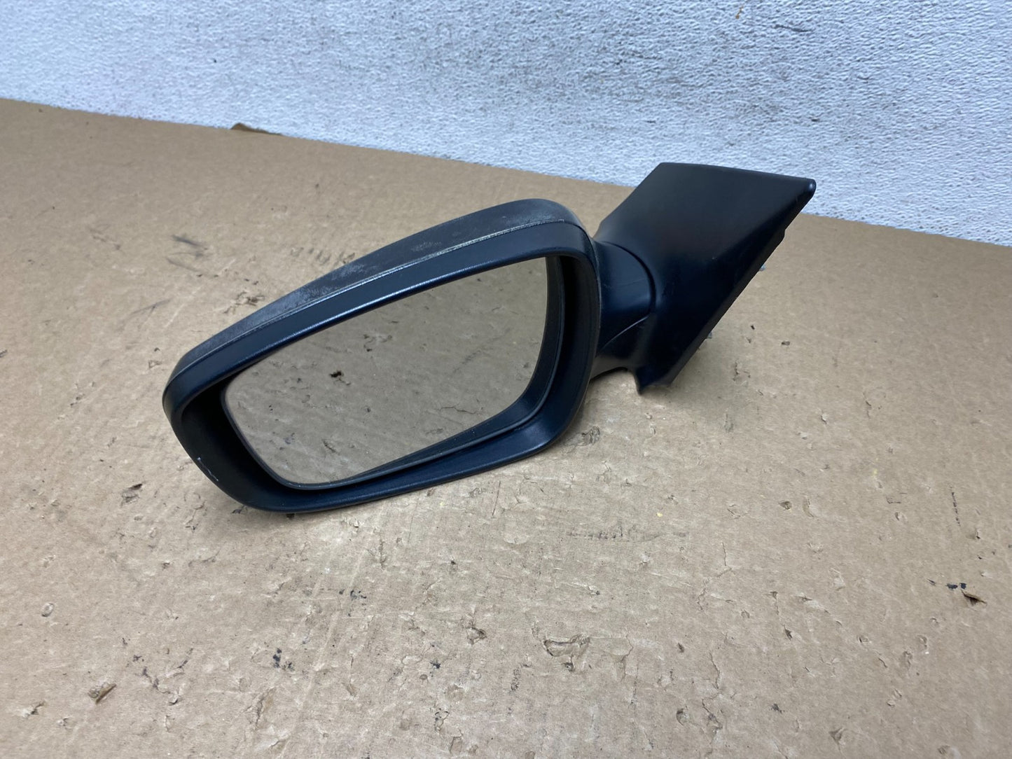 2011-2015 Hyundai Elantra Left Driver View Door Mirror AF7996 DW5