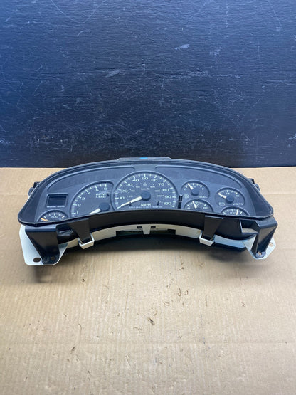 1999 to 2002 Chevrolet Silverado Sierra Cluster Gauge Speedometer ECM AD1598 DG1