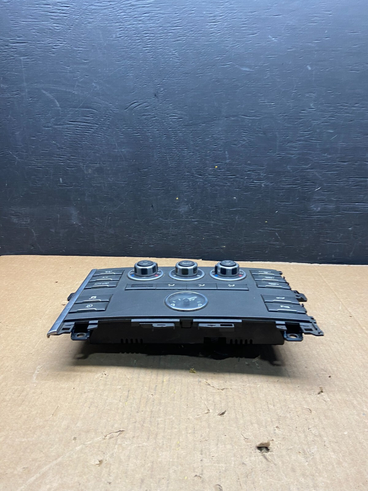 2010 to 2012  Land Rover Range Rover Ac Heater Climate Control H1803 PS4