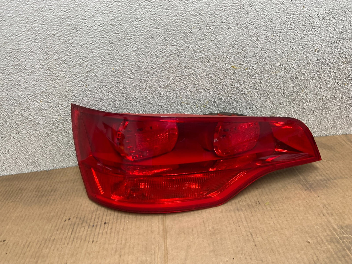 2007 2008 2009 Audi Q7 Left Driver Lh Side Tail Light Oem AA5304 DW0
