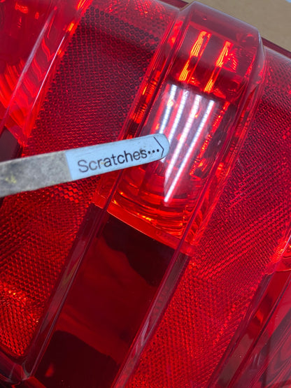 2003 2004 2005 2006 Ford Expedition Left Driver Lh Tail light AE0520 LK3
