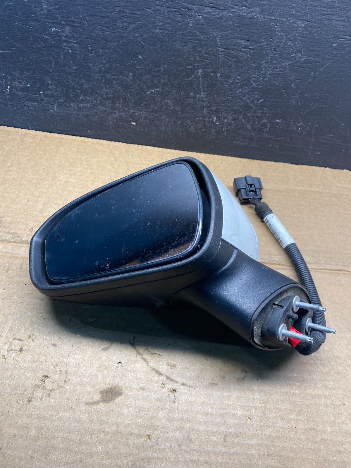 2016 to 2020 Ford Fusion Left Driver LH View Power Door Mirror ad3404 DG8