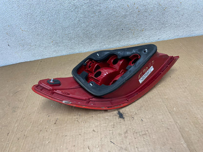 2008 2009 2010 2011 Mercedes C-Class Right Passenger Tail Light AI9062 LK7