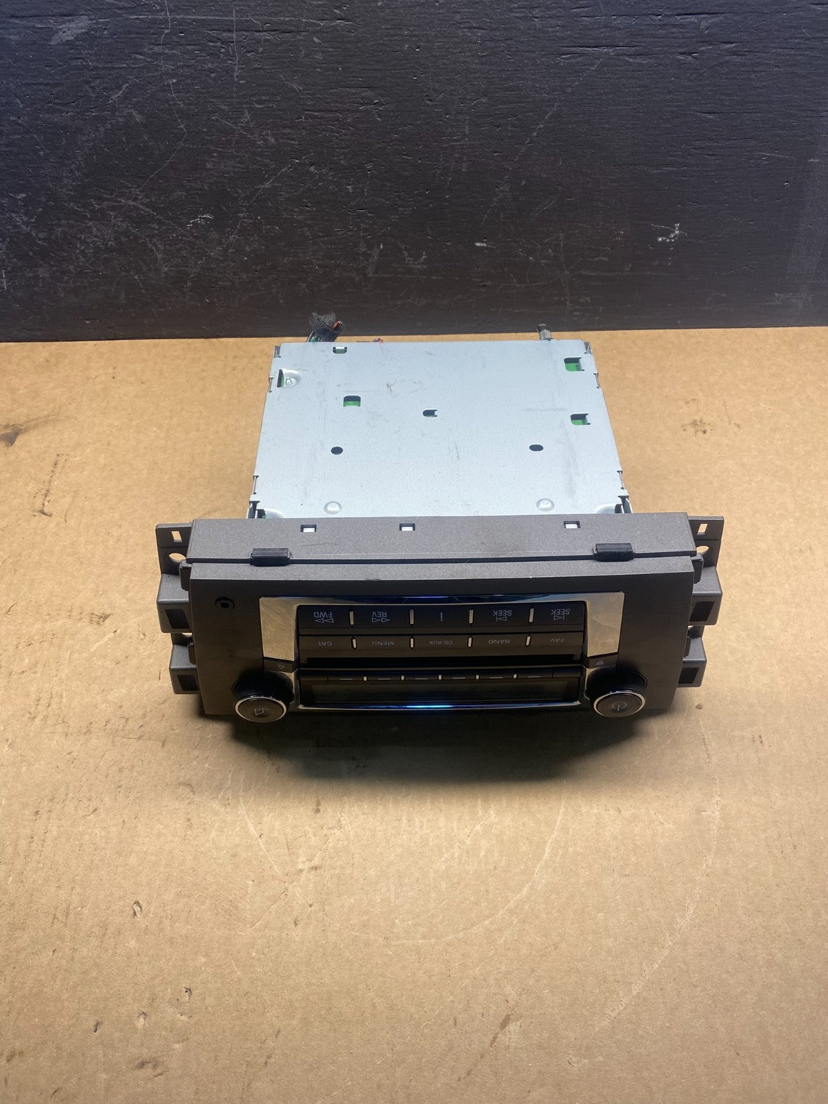 2006 to 2009 Cadillac DTS SRX Stereo Radio 6Cd Mp3 Player ac7077 DG4
