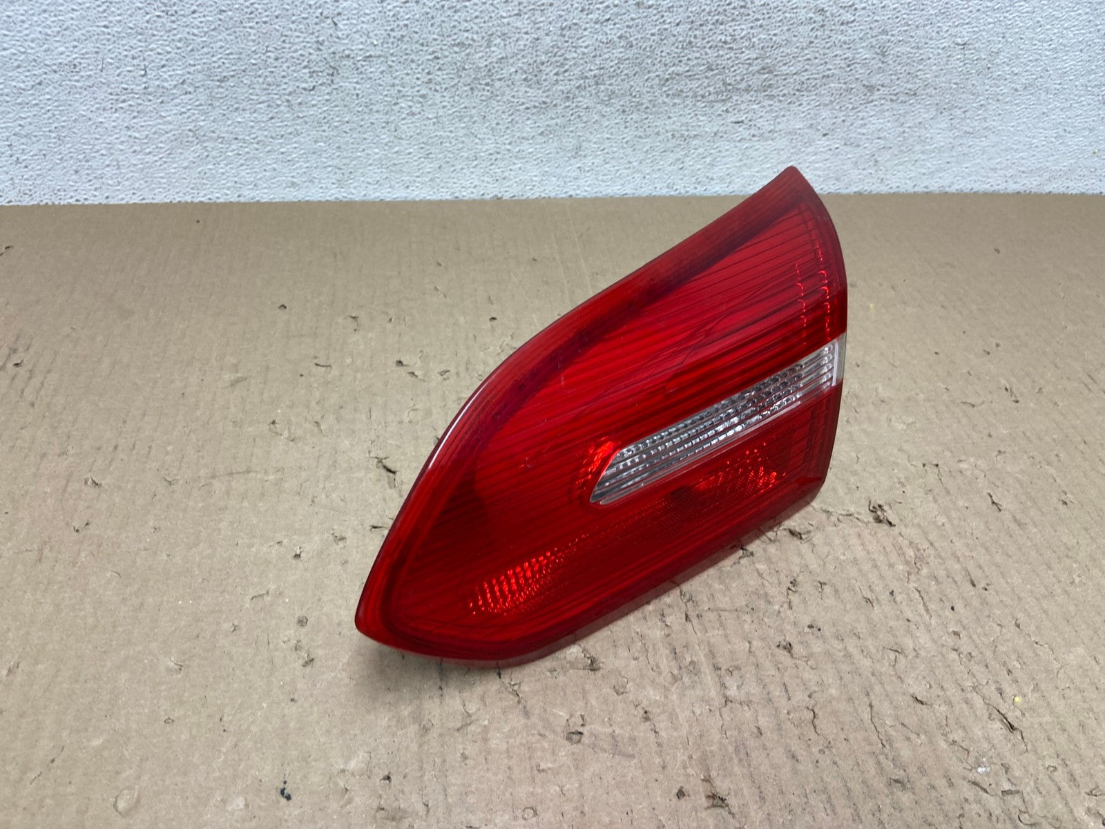 2015 - 2018 Ford Focus Sedan Right Passenger RH Inner Tail Light AE9848 LK2