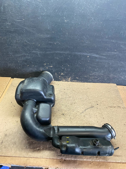 2011 - 2013 Dodge Durango 3.6L Resonator Air Intake Tube S3569 DG4