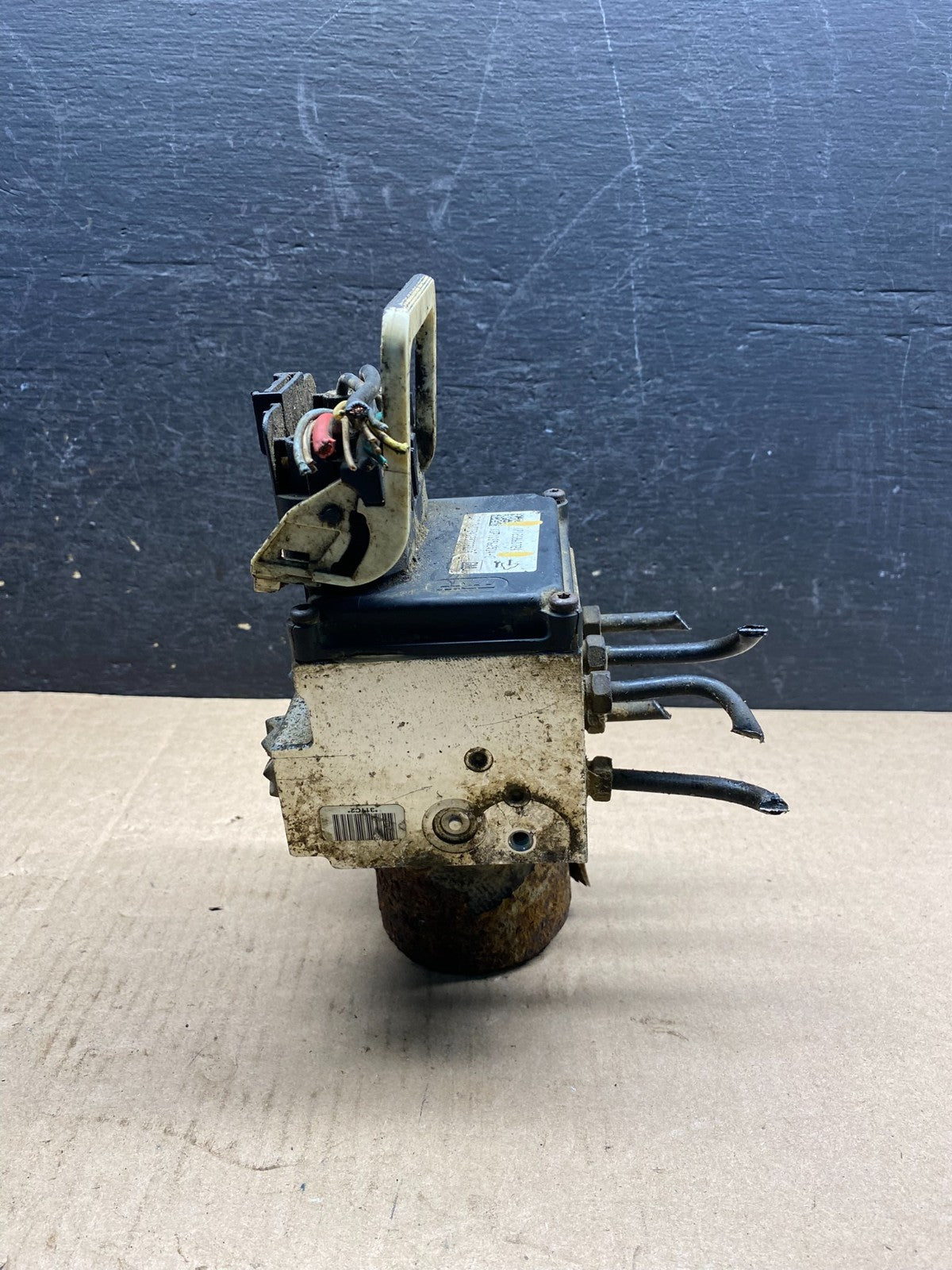 2008-2010 Chevy Express GMC Savana 1500 2500 ABS Anti Lock Brake Pump AG3640 DG4