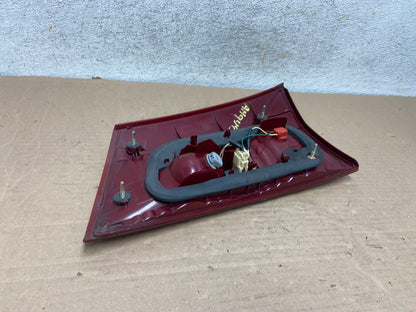 2004 - 2005 Toyota Sienna Left Driver LH Side Inner Tail Light AH9443 LK5