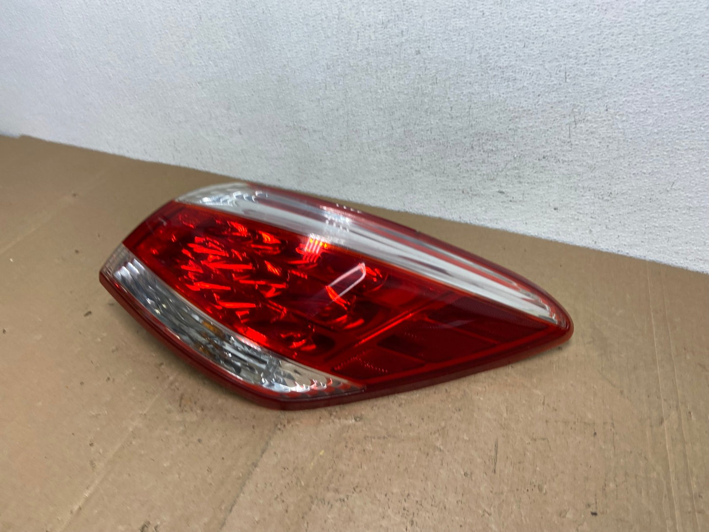 2011 - 2014 Nissan Murano Right Passenger Side RH Tail Light AC6037 LK1