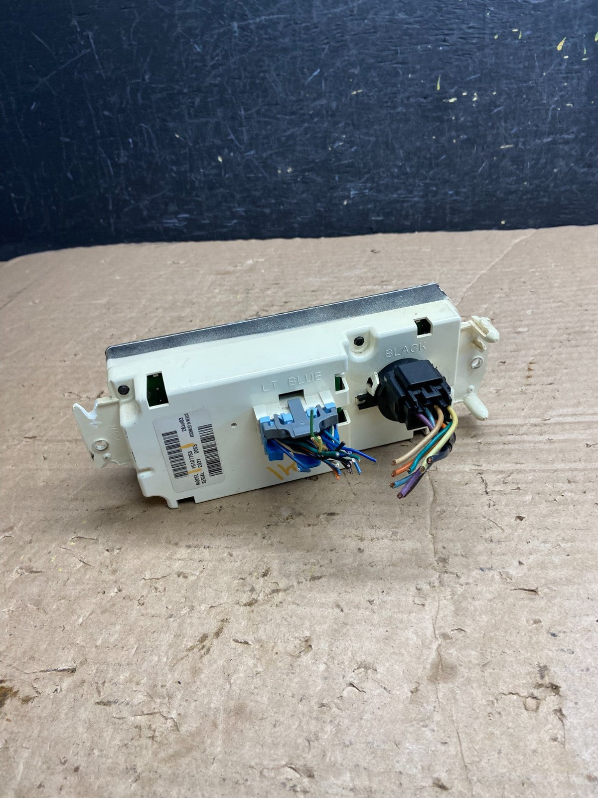 2003 to 2006 Chevrolet Silverado HVAC Heater Climate Control Module AF2241 DW4