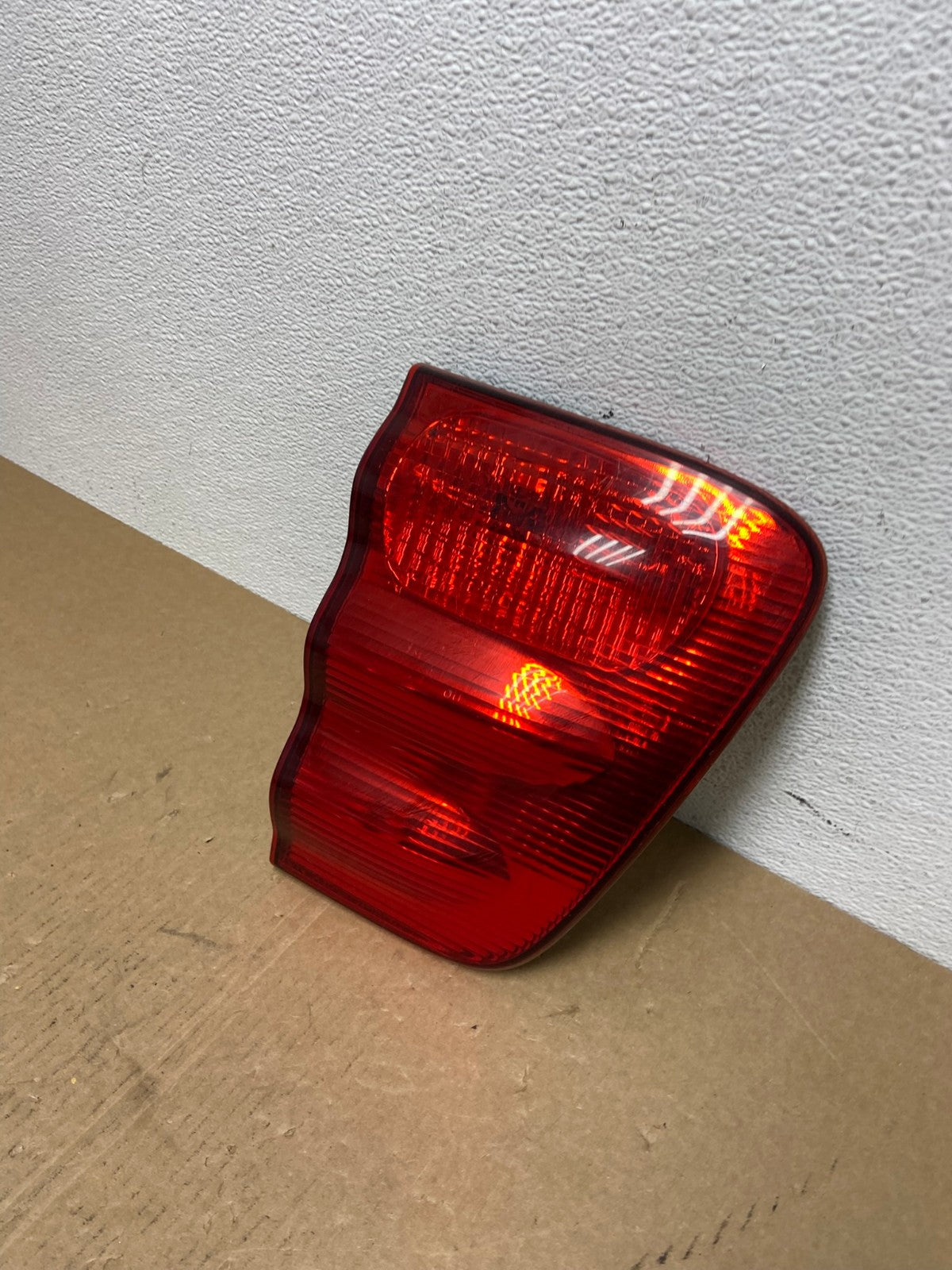 2001- 2004 Toyota Sequoia Driver Left Side Tail light Inner Oem AC1164 LK1