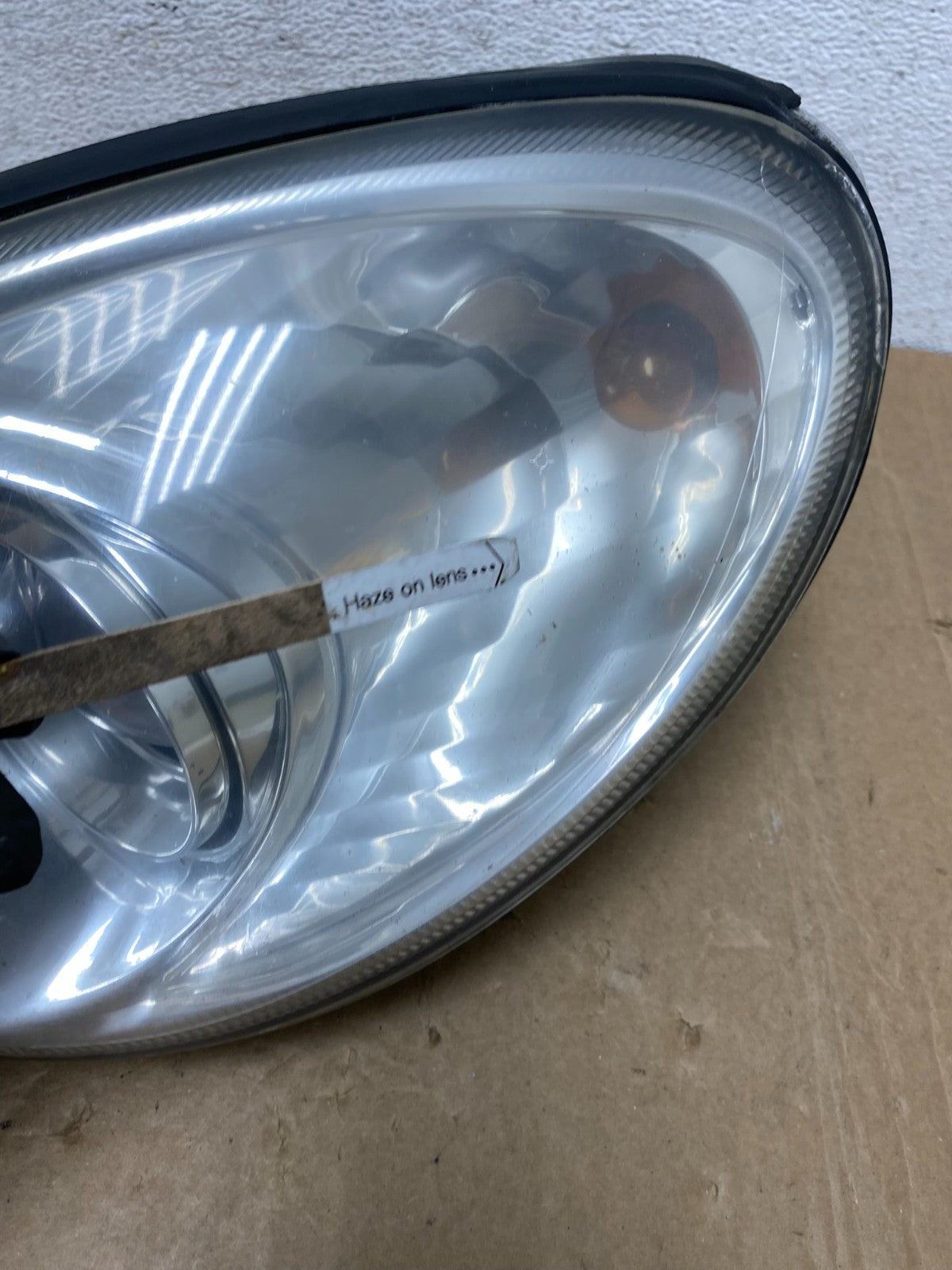 2002 to 2005 Hyundai Sonata Left Driver LH Side Headlight Halogen AG1120 DW4