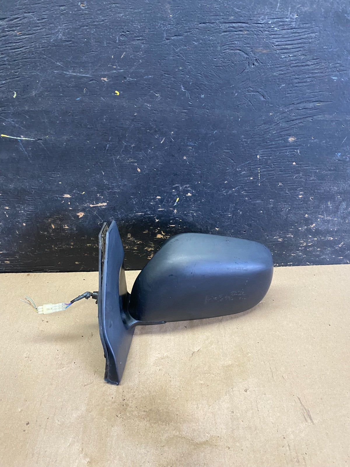 2001 - 2006 Suzuki Grand Vitara XL-7 Left Driver LH  View Door Mirror U7432 DG0