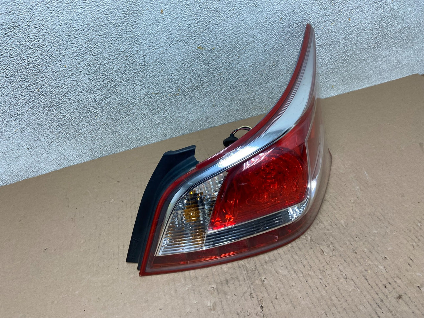 2013 2014 2015 Nissan Altima Right Passenger RH Side Tail Light AB5981 LK2