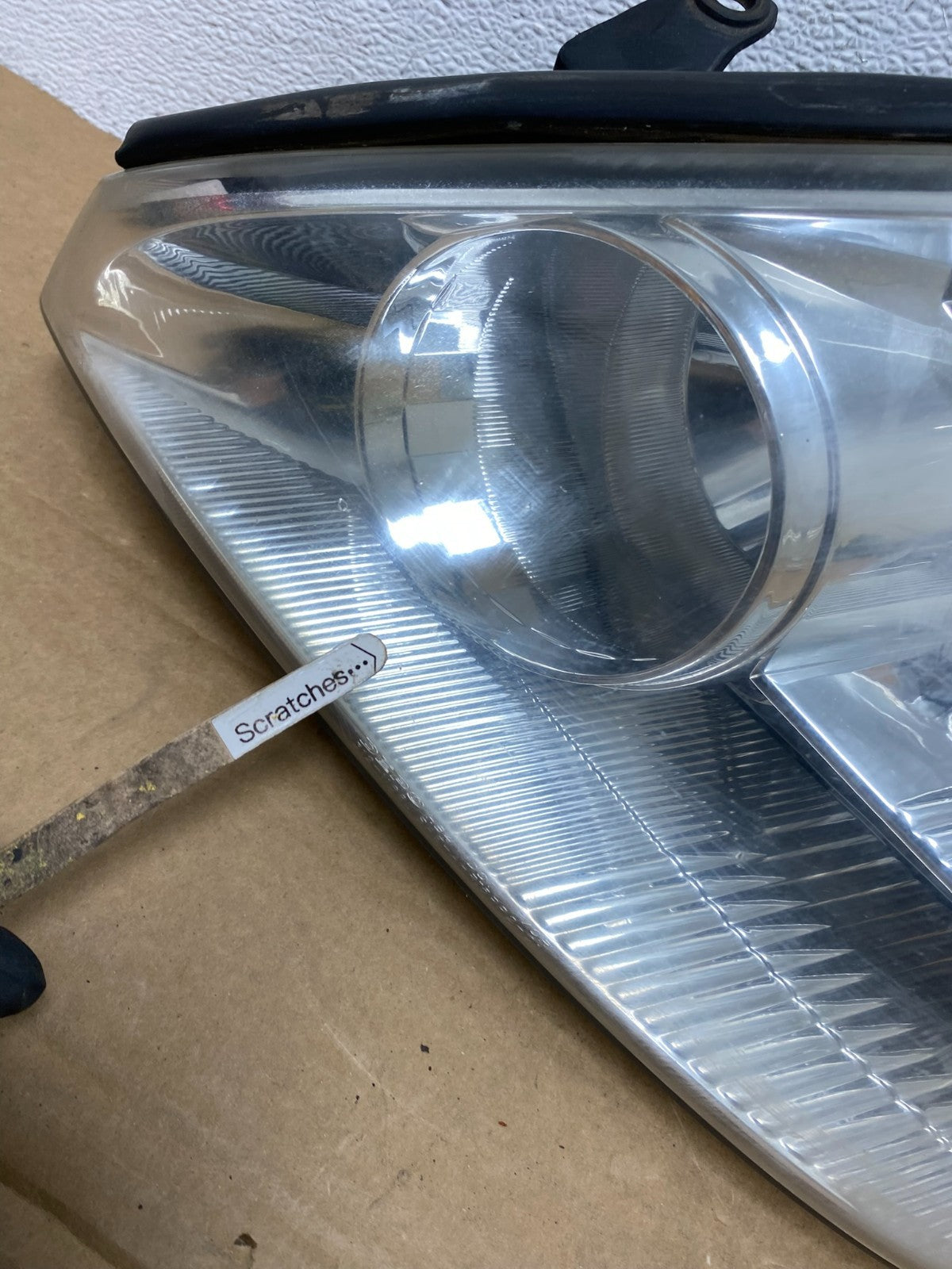 2004-2005 Toyota Sienna Left Driver LH Side Halogen Headlight DEPO AD3816 DW3