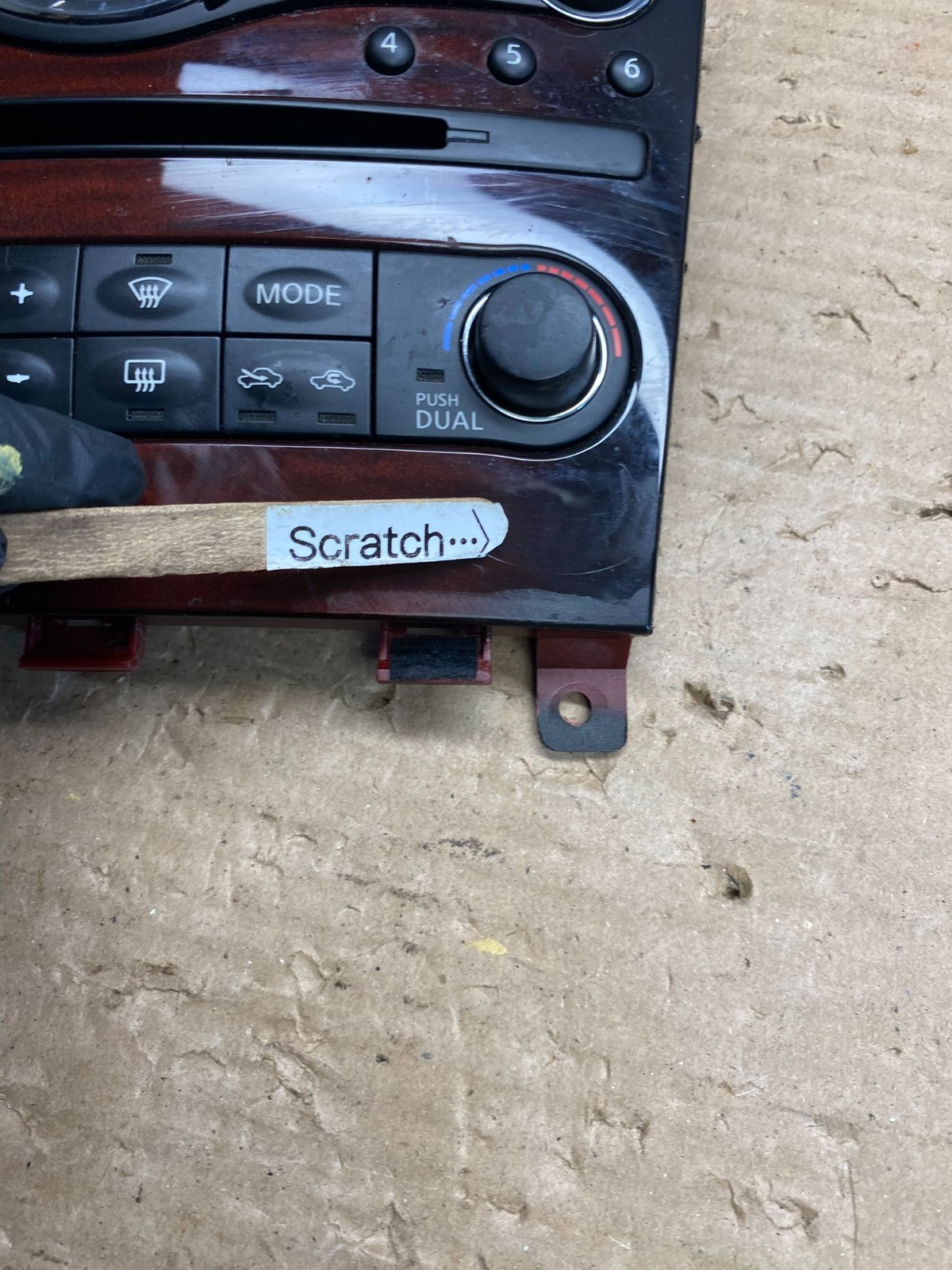 2007 to 2010 Infiniti G35 G37 Radio Player Climate Control Panel Bezel AG8438 DG3