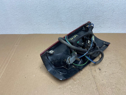 1999-2002 Chevrolet Silverado 1500 Right Passenger Side Tail Light AC6031 LK5