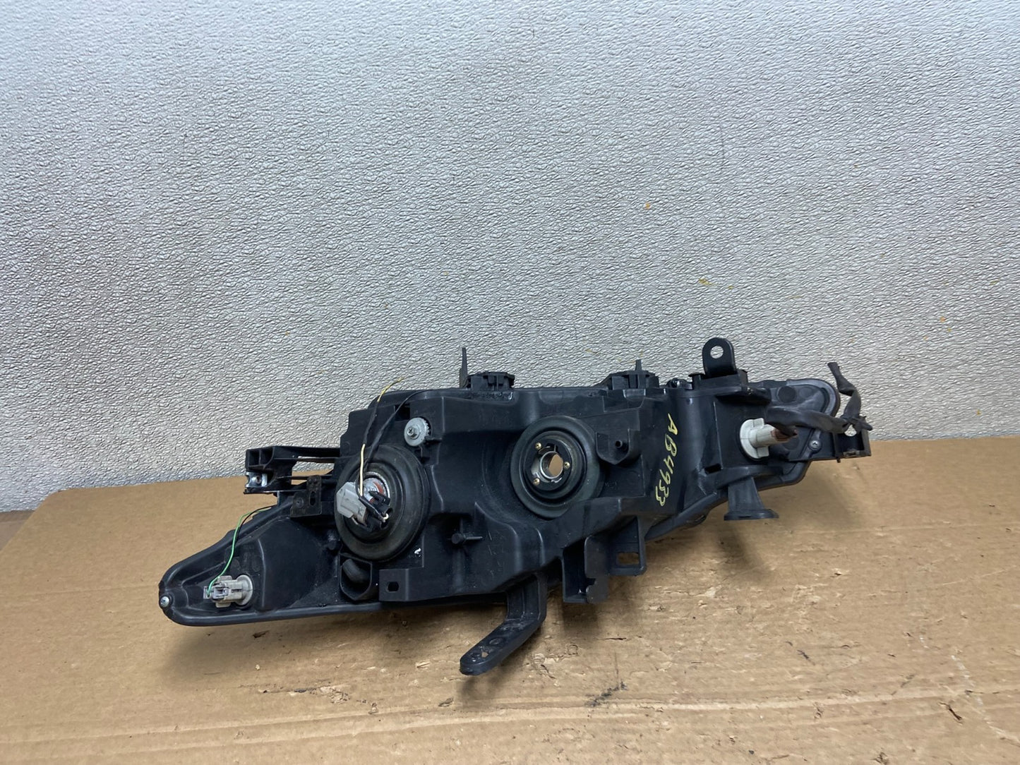 2011 to 2014 Nissan Murano Headlight Right Passenger Rh Oem Halogen AB4933 DW4