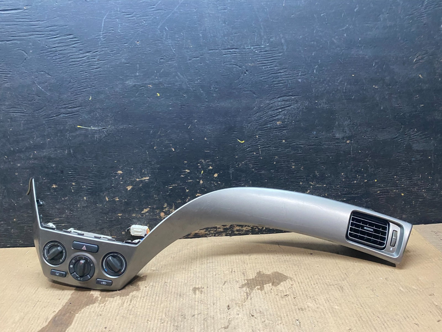 2008-2010 Subaru Impreza Dash Air Vent Climate Control Panel Bezel Trim Q9623 DG0