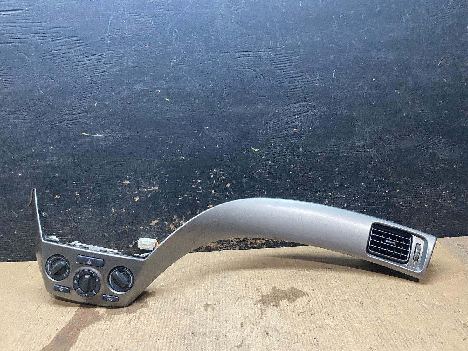 2008-2010 Subaru Impreza Dash Air Vent Climate Control Panel Bezel Trim Q9623 DG0