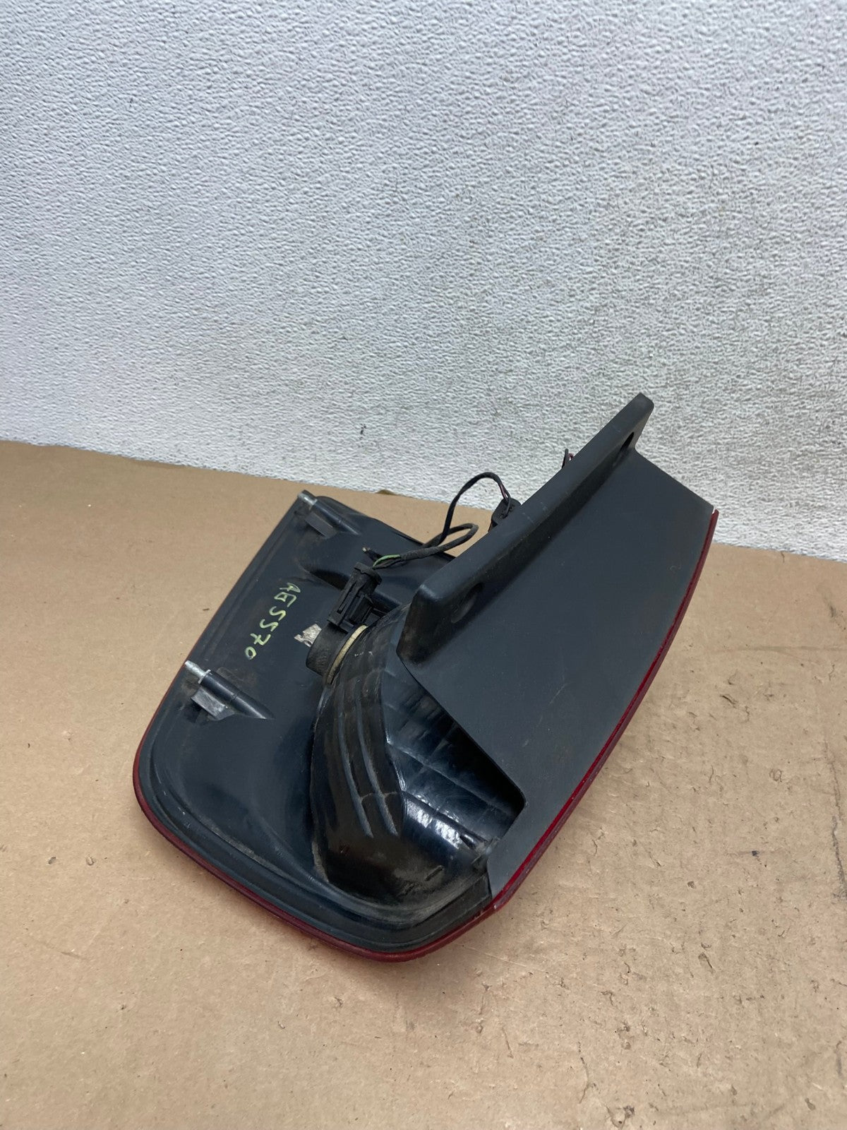 2003 2004 2005 2006 Ford Expedition Left Driver Lh Tail light AG5570 LK6