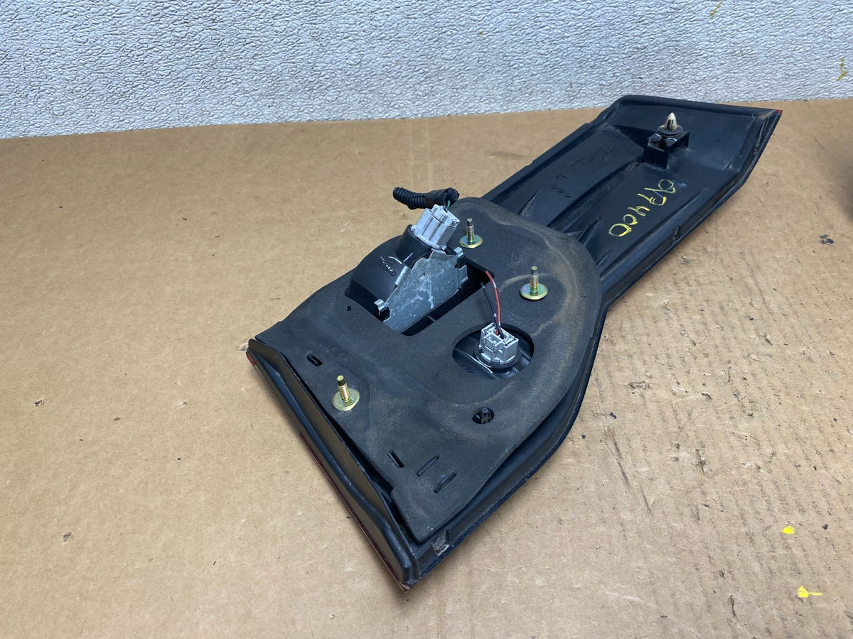 2001 to 2002 Honda Accord Left Driver LH Side Inner Tail Light Q7400 DW8